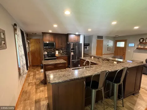 1115 Reeds Lane Glencoe MN 55336