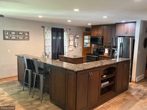 1115 Reeds Lane Glencoe MN 55336