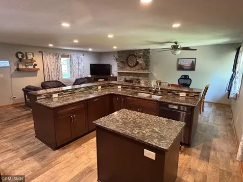 1115 Reeds Lane Glencoe MN 55336