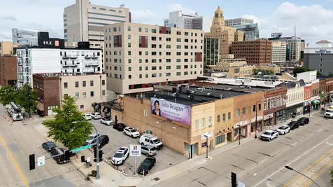 319 - 325 Broadway Avenue S Rochester MN 55902