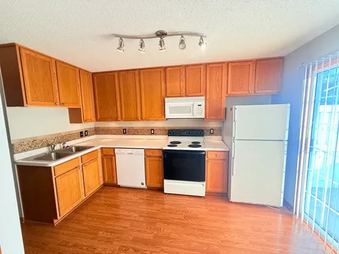 443 Leeward Trail Woodbury MN 55129