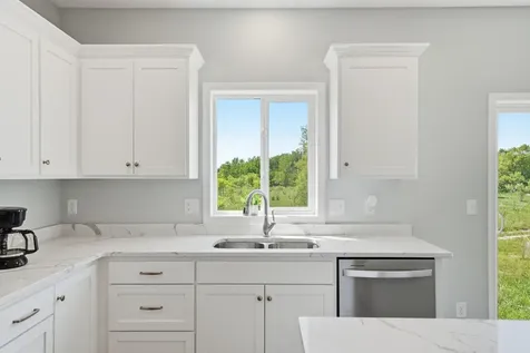 977 45th Avenue NE Saint Cloud MN 56304