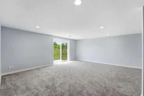 977 45th Avenue NE Saint Cloud MN 56304