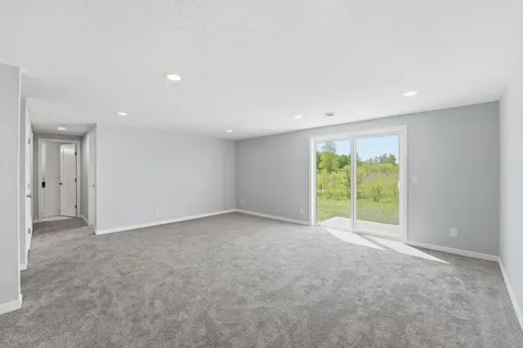 977 45th Avenue NE Saint Cloud MN 56304