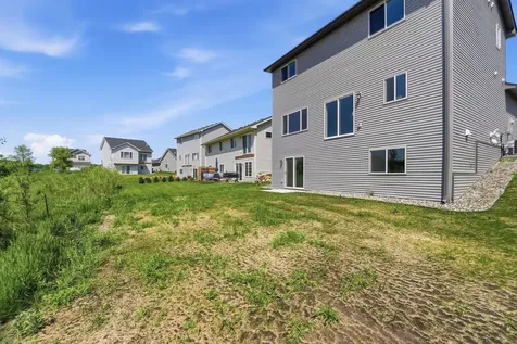 977 45th Avenue NE Saint Cloud MN 56304
