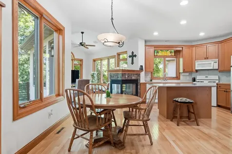 1900 Timber Ridge Drive Burnsville MN 55306