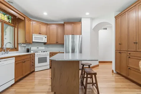 1900 Timber Ridge Drive Burnsville MN 55306