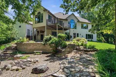 1900 Timber Ridge Drive Burnsville MN 55306