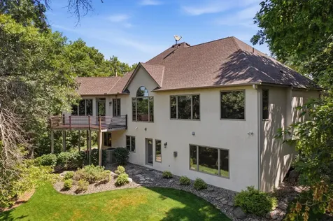 1900 Timber Ridge Drive Burnsville MN 55306