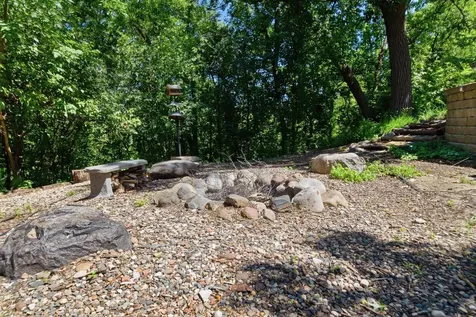 1900 Timber Ridge Drive Burnsville MN 55306