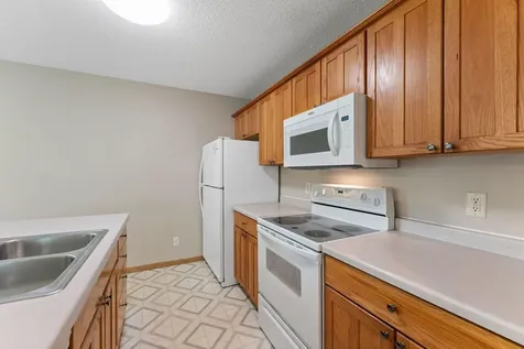 1380 Silver Lake Road NW New Brighton MN 55112