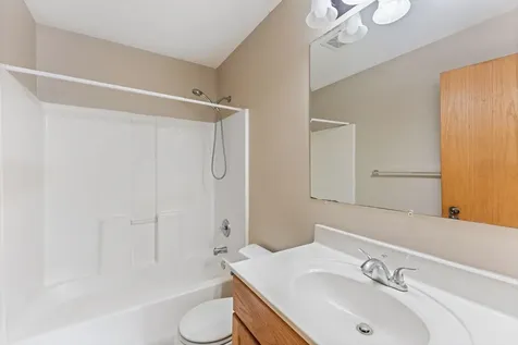 1380 Silver Lake Road NW New Brighton MN 55112