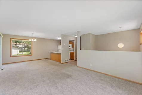 1380 Silver Lake Road NW New Brighton MN 55112