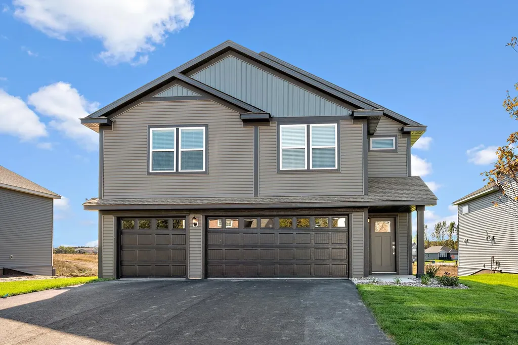 905 Spruce Circle N Cambridge MN 55008