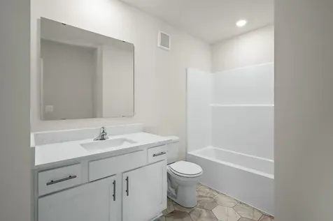 905 Spruce Circle N Cambridge MN 55008