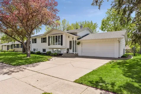2620 Cedar Avenue White Bear Lake MN 55110