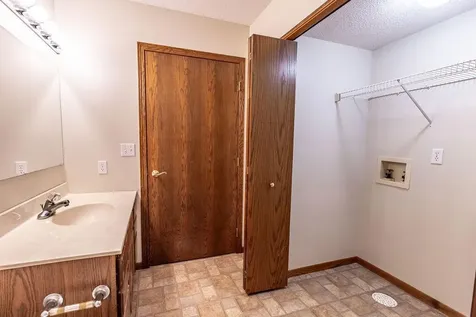 710 S 10th Street Bird Island MN 55310