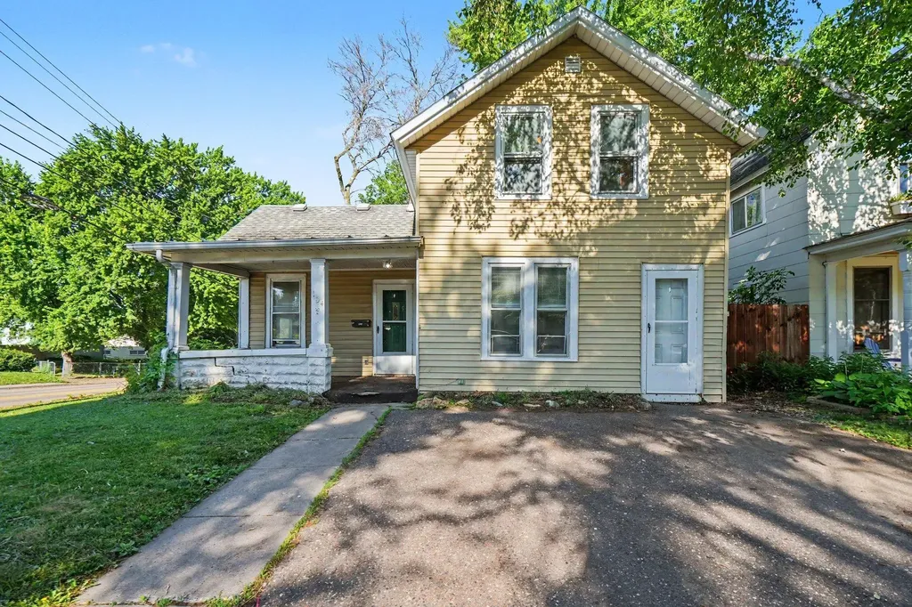 104 Sherburne Street N Stillwater MN 55082