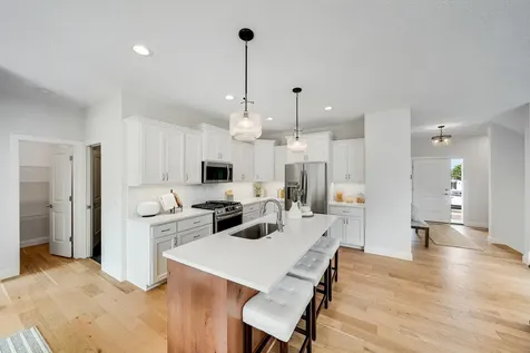7164 Agate Trail Inver Grove Heights MN 55077