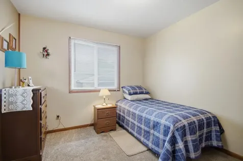 1912 7th Avenue NE Owatonna MN 55060