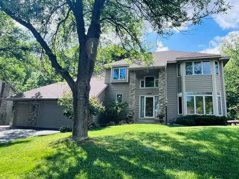 3667 Woodland Trail Eagan MN 55123