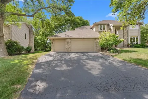 3667 Woodland Trail Eagan MN 55123