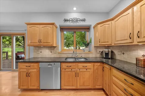 3667 Woodland Trail Eagan MN 55123