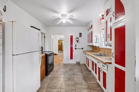 1390 Iowa Avenue W Falcon Heights MN 55108