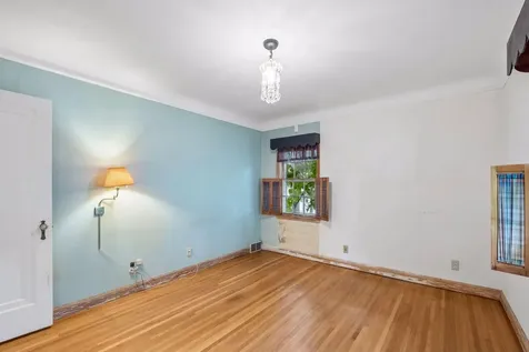 1390 Iowa Avenue W Falcon Heights MN 55108