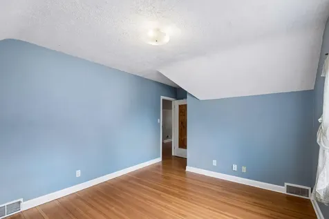 1390 Iowa Avenue W Falcon Heights MN 55108