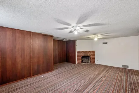 1390 Iowa Avenue W Falcon Heights MN 55108