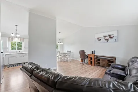 1406 Summit Avenue N Sauk Rapids MN 56379