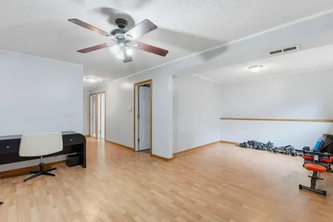 1406 Summit Avenue N Sauk Rapids MN 56379