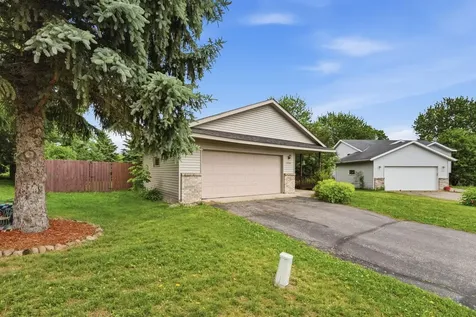 1406 Summit Avenue N Sauk Rapids MN 56379