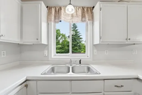1406 Summit Avenue N Sauk Rapids MN 56379