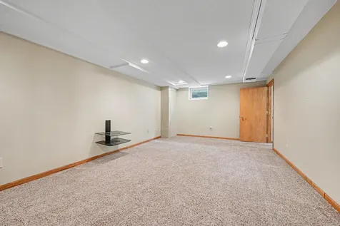 1450 Fremont Avenue Saint Paul MN 55106