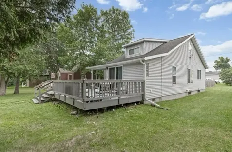306 Ekman Avenue Marble MN 55764