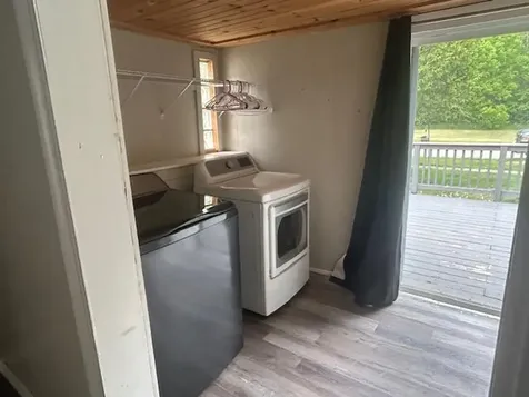 306 Ekman Avenue Marble MN 55764