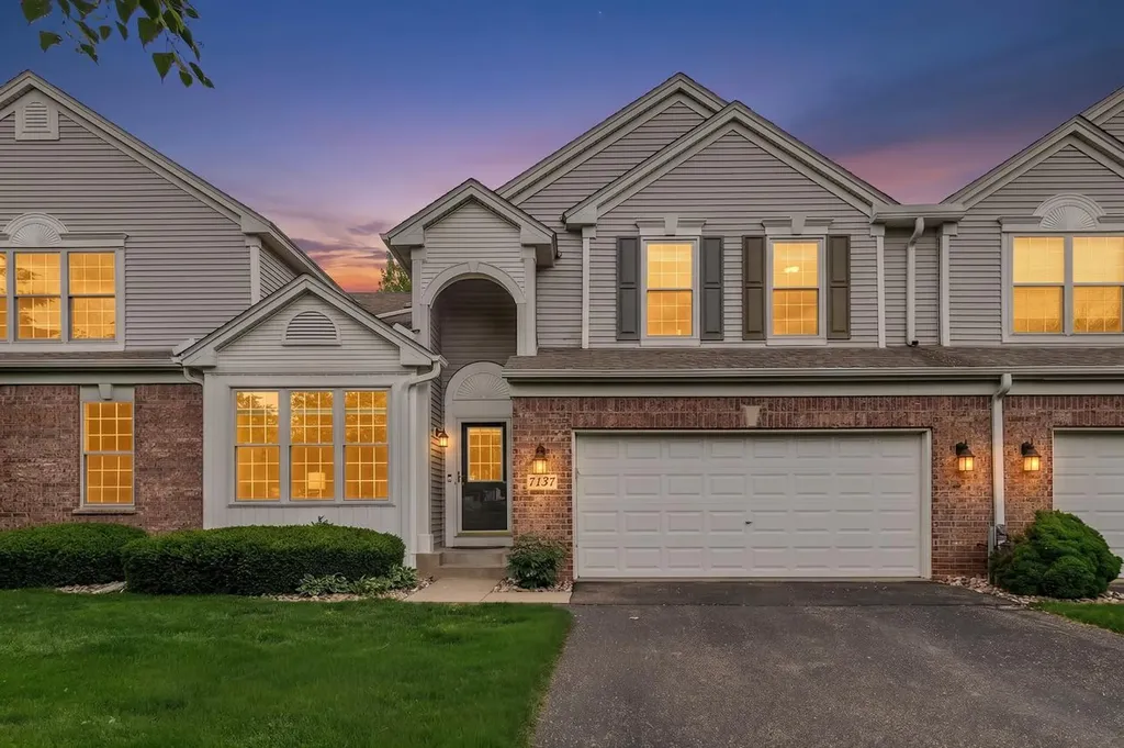 7137 Newbury Road Woodbury MN 55125