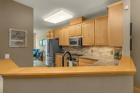 7137 Newbury Road Woodbury MN 55125