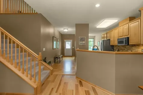 7137 Newbury Road Woodbury MN 55125