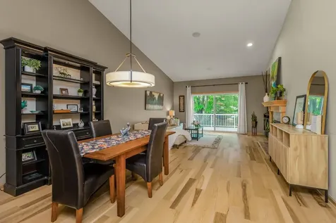 7137 Newbury Road Woodbury MN 55125