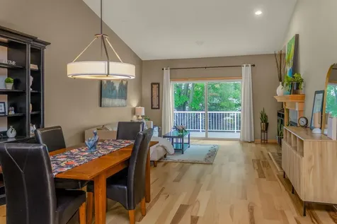 7137 Newbury Road Woodbury MN 55125