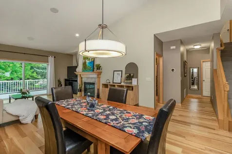 7137 Newbury Road Woodbury MN 55125