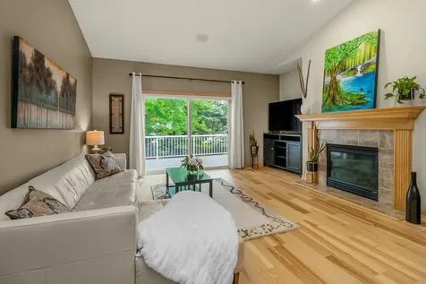7137 Newbury Road Woodbury MN 55125