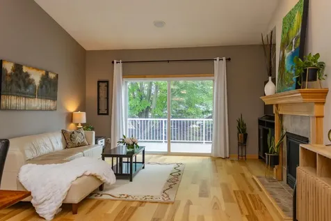7137 Newbury Road Woodbury MN 55125