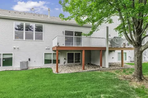 7137 Newbury Road Woodbury MN 55125