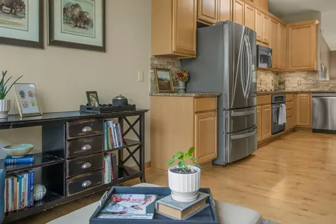 7137 Newbury Road Woodbury MN 55125