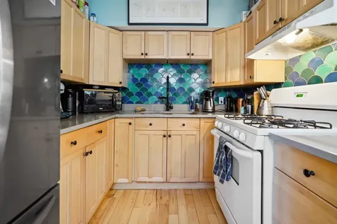 1618 6th Street NE Minneapolis MN 55413