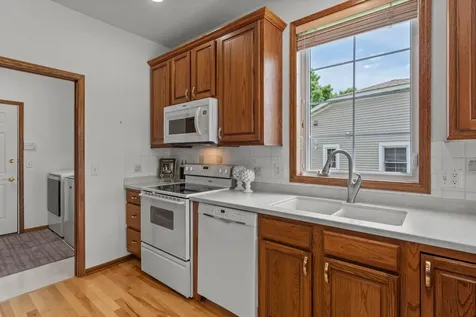 824 Monet Court Mendota Heights MN 55120